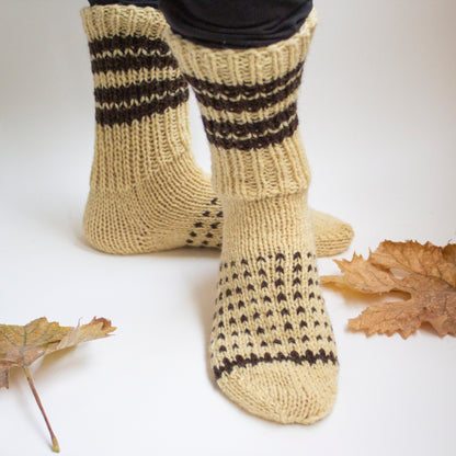 knitted wool socks - ivory white with black dots